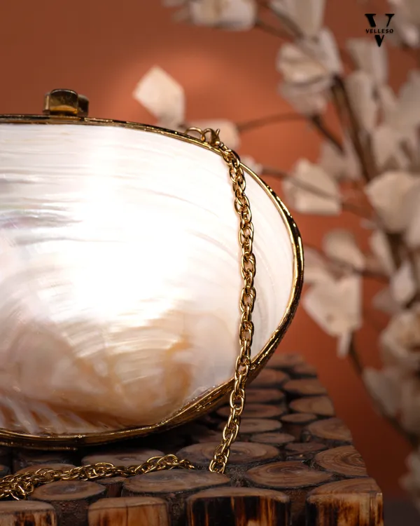 Aurira_Oval_MOP_Clutch_Bag